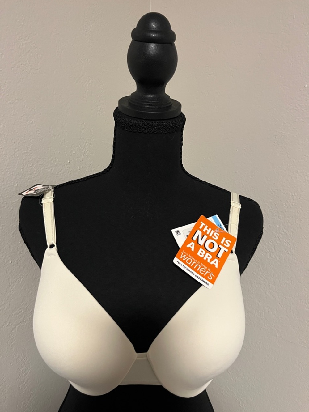 NWT-Warner's Cream Full Coverage Underwire-34C